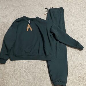 Skims Sweat set NEW WITH TAGS